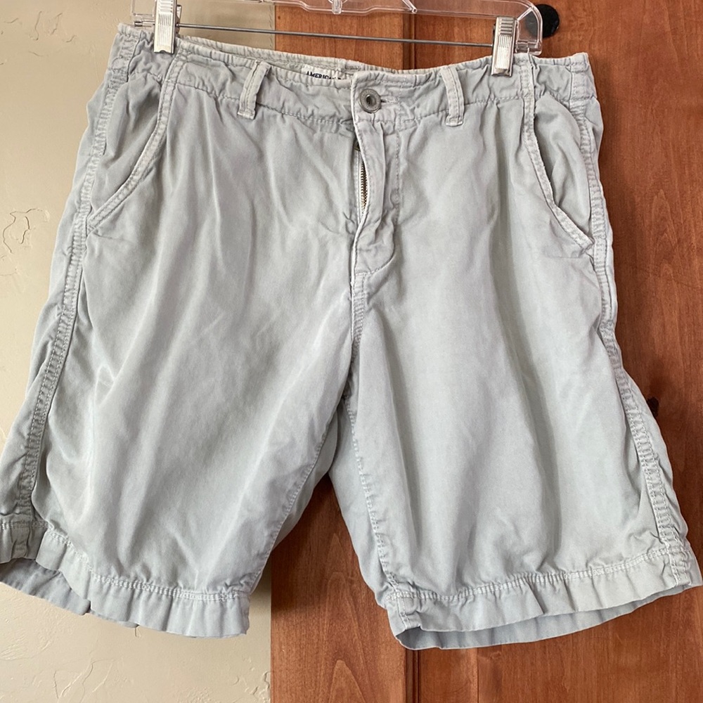 American Eagle khaki shorts
